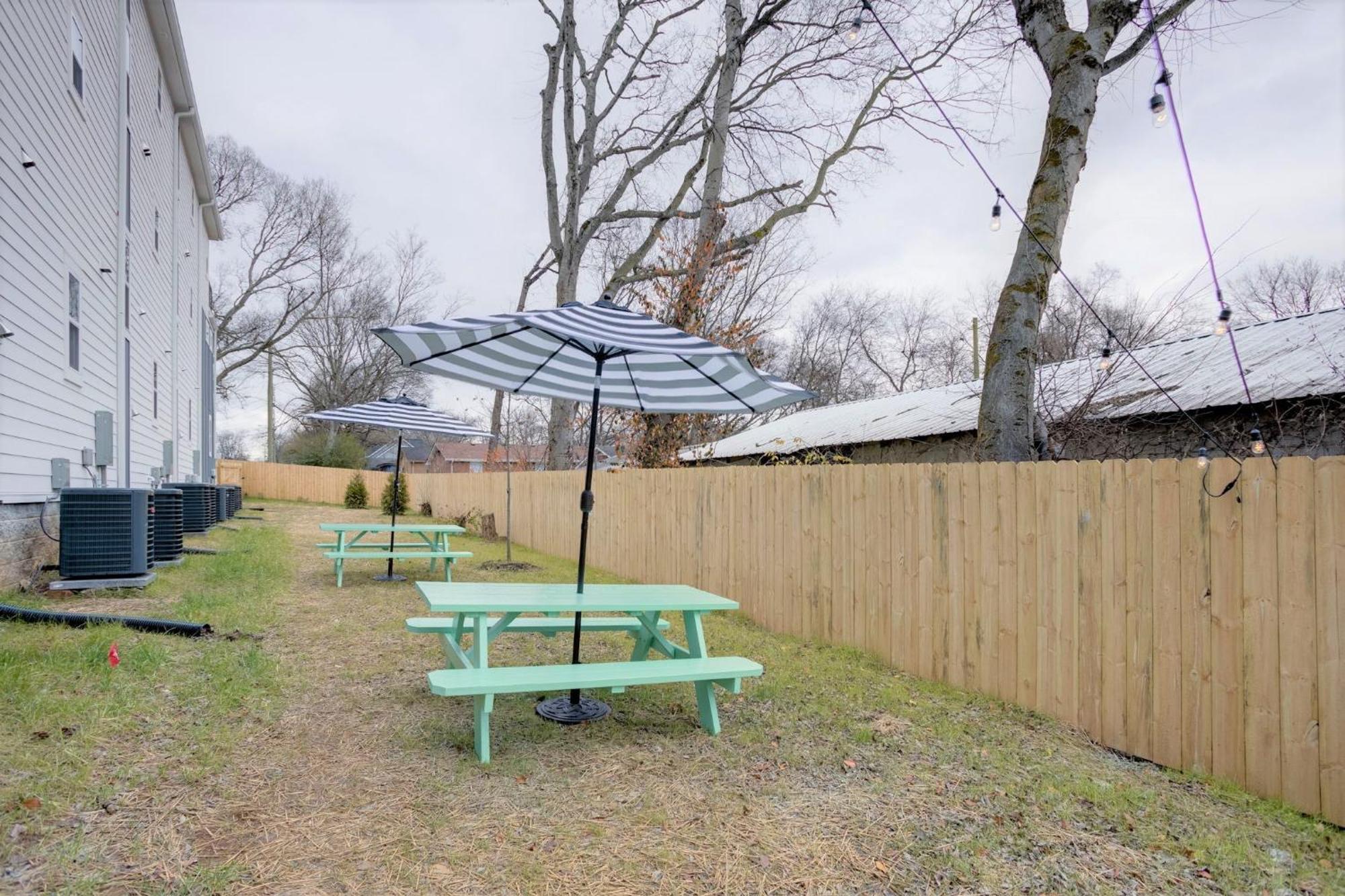 Modern Townhome, 10Min To Downtown! 8Min To Grand Ole Opry! Sleeps 8! Nashville Exterior foto